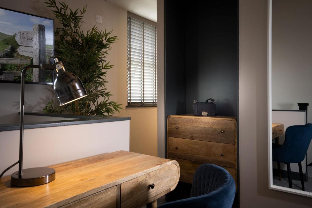 Spacious - Contemporary Home - Central Ambleside - Parking Екстериор снимка